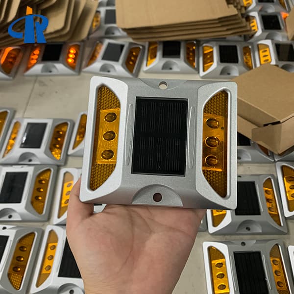 Red Led Solar Pavement Markers For Farm
